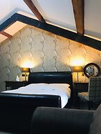 The Three Pigeons Inn