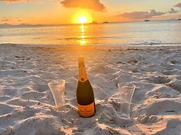 Waterfront Villa ,south Finger 227, Jolly Harbour