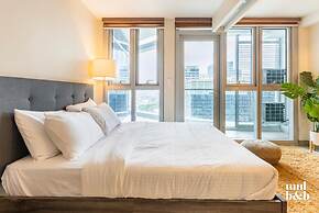 Charming Studio Unit in Uptown Parksuites T2 Bgc