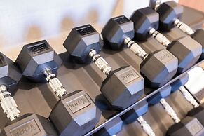 Cobblestone Inn & Suites - Winters