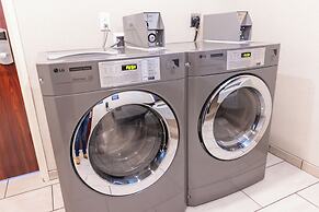 Cobblestone Inn & Suites - Winters