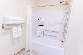 Cobblestone Inn & Suites - Winters