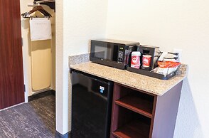 Cobblestone Inn & Suites - Winters