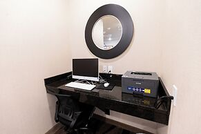 Cobblestone Inn & Suites - Winters