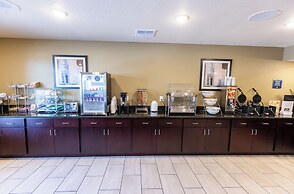 Cobblestone Inn & Suites - Winters