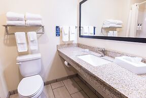 Cobblestone Inn & Suites - Winters