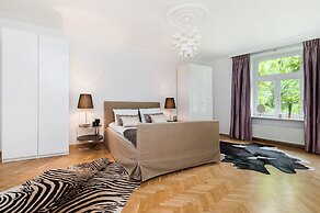 Syncret Apartment - LoftAffair