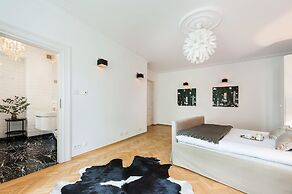 Syncret Apartment - LoftAffair