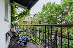 Syncret Apartment - LoftAffair