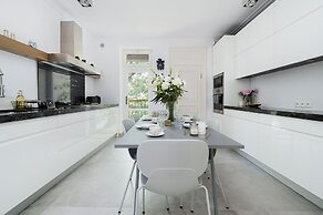 Syncret Apartment - LoftAffair