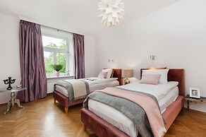 Syncret Apartment - LoftAffair