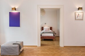 Syncret Apartment - LoftAffair