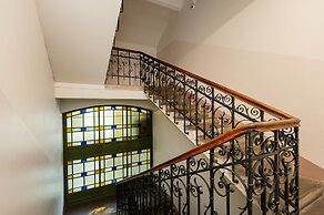 Syncret Apartment - LoftAffair