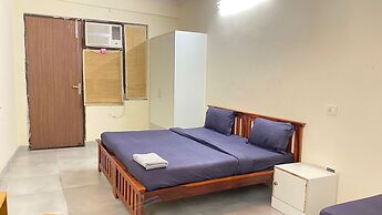 GoBravo Dev Palace & Studio Apartments