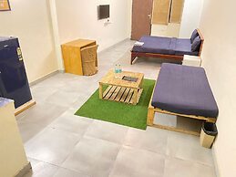 GoBravo Dev Palace & Studio Apartments