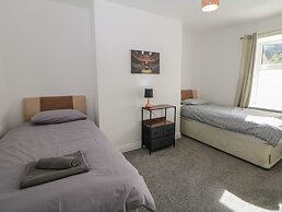 Flat 2 Englehurst Mews