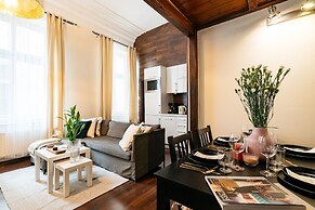 Honey Apartment - LoftAffair