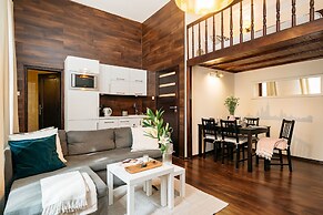 Honey Apartment - LoftAffair