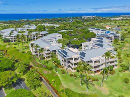 Luxe Waikoloa Villa Walk to Beach