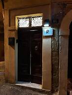 Room in B&B - The Staircase - Caltagirone