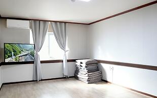Sorak Y Hostel