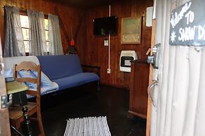 Mackinaw Timbers Cabins