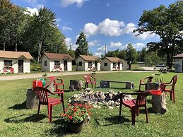 Mackinaw Timbers Cabins
