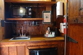 Mackinaw Timbers Cabins