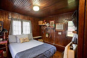 Mackinaw Timbers Cabins