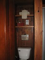 Mackinaw Timbers Cabins