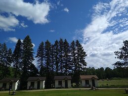 Mackinaw Timbers Cabins