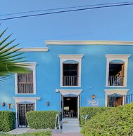 Hotel Gallo Azul Downtown Todos Santos