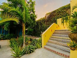 Hotel Gallo Azul Downtown Todos Santos