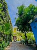 Hotel Gallo Azul Downtown Todos Santos