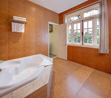 Hidden Mansions Saigon Resort