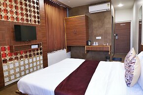 Hotel Sweet Time Restaurant And Banquet