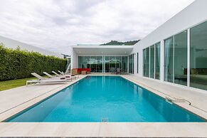 Modern 4 Bedroom Pool Villa - KHA5