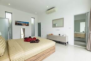 Modern 4 Bedroom Pool Villa - KHA5