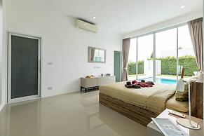 Modern 4 Bedroom Pool Villa - KHA5