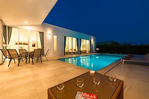 Modern 4 Bedroom Pool Villa - KHA5