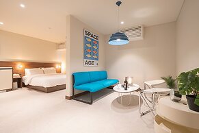 Time Terminal Hotel Daejeon 1st by Aank