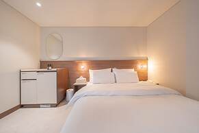 Time Terminal Hotel Daejeon 1st by Aank