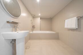 Time Terminal Hotel Daejeon 1st by Aank