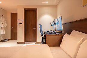 Time Terminal Hotel Daejeon 1st by Aank