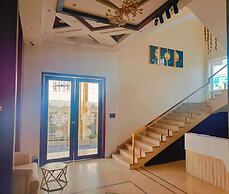 Four Leaf Hotel Akosha