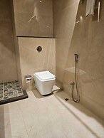 Four Leaf Hotel Akosha