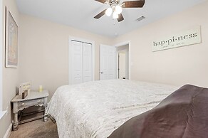Niceville Dream Home Sleeps 13