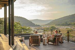 Madwaleni River Lodge - Babanango Game Reserve