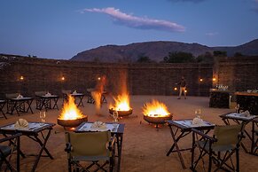 Madwaleni River Lodge - Babanango Game Reserve
