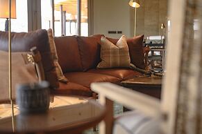 Madwaleni River Lodge - Babanango Game Reserve